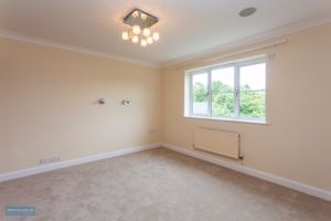 Bedroom- click for photo gallery